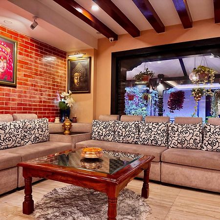 Kumari Boutique Hotel Kathmandu Bagian luar foto