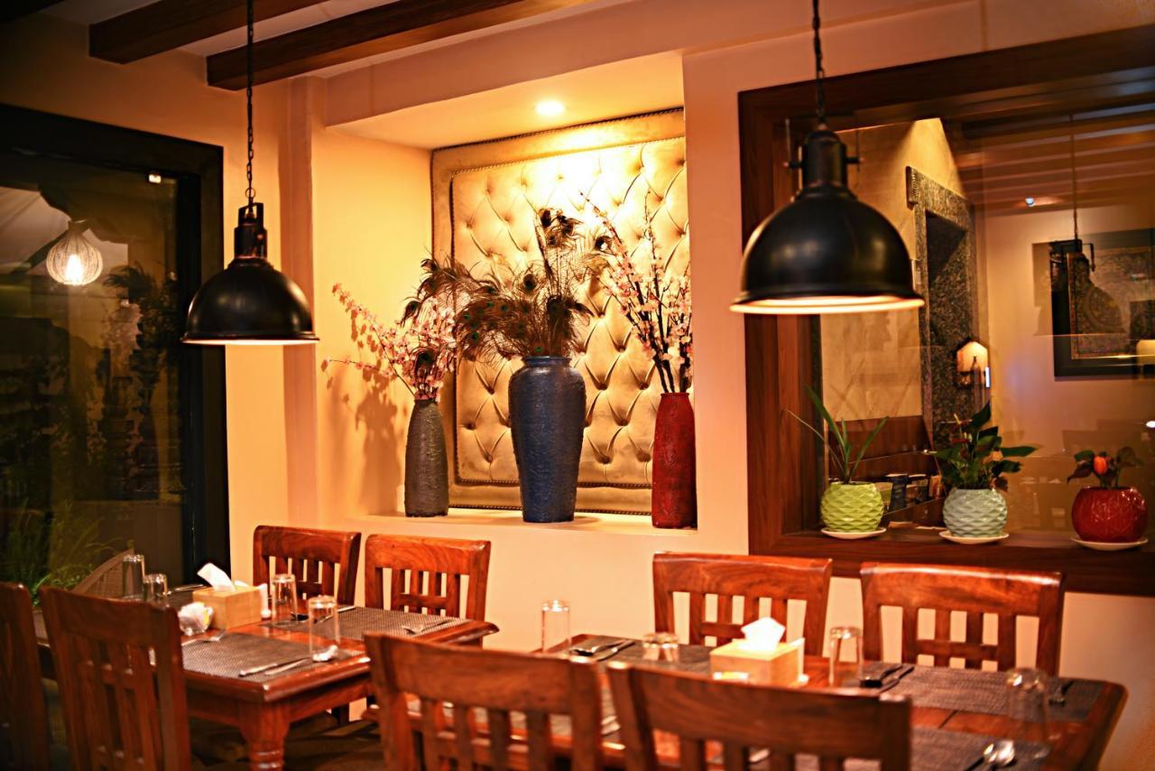 Kumari Boutique Hotel Kathmandu Bagian luar foto