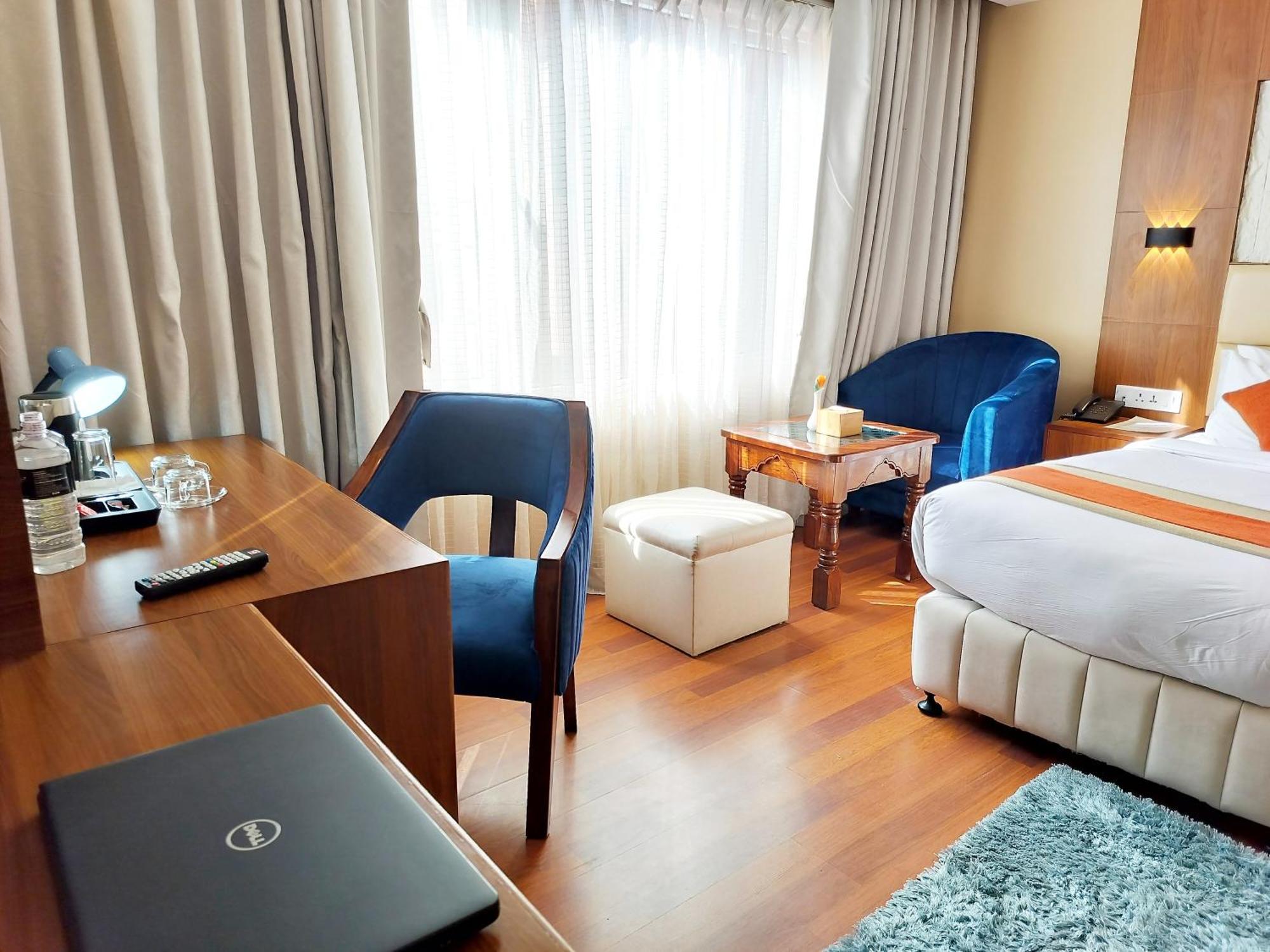Kumari Boutique Hotel Kathmandu Bagian luar foto