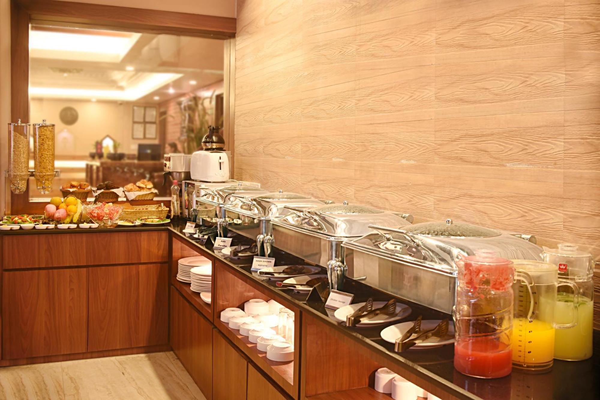 Kumari Boutique Hotel Kathmandu Bagian luar foto