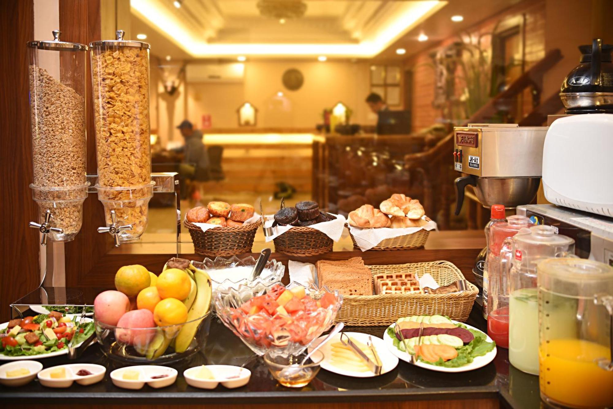 Kumari Boutique Hotel Kathmandu Bagian luar foto