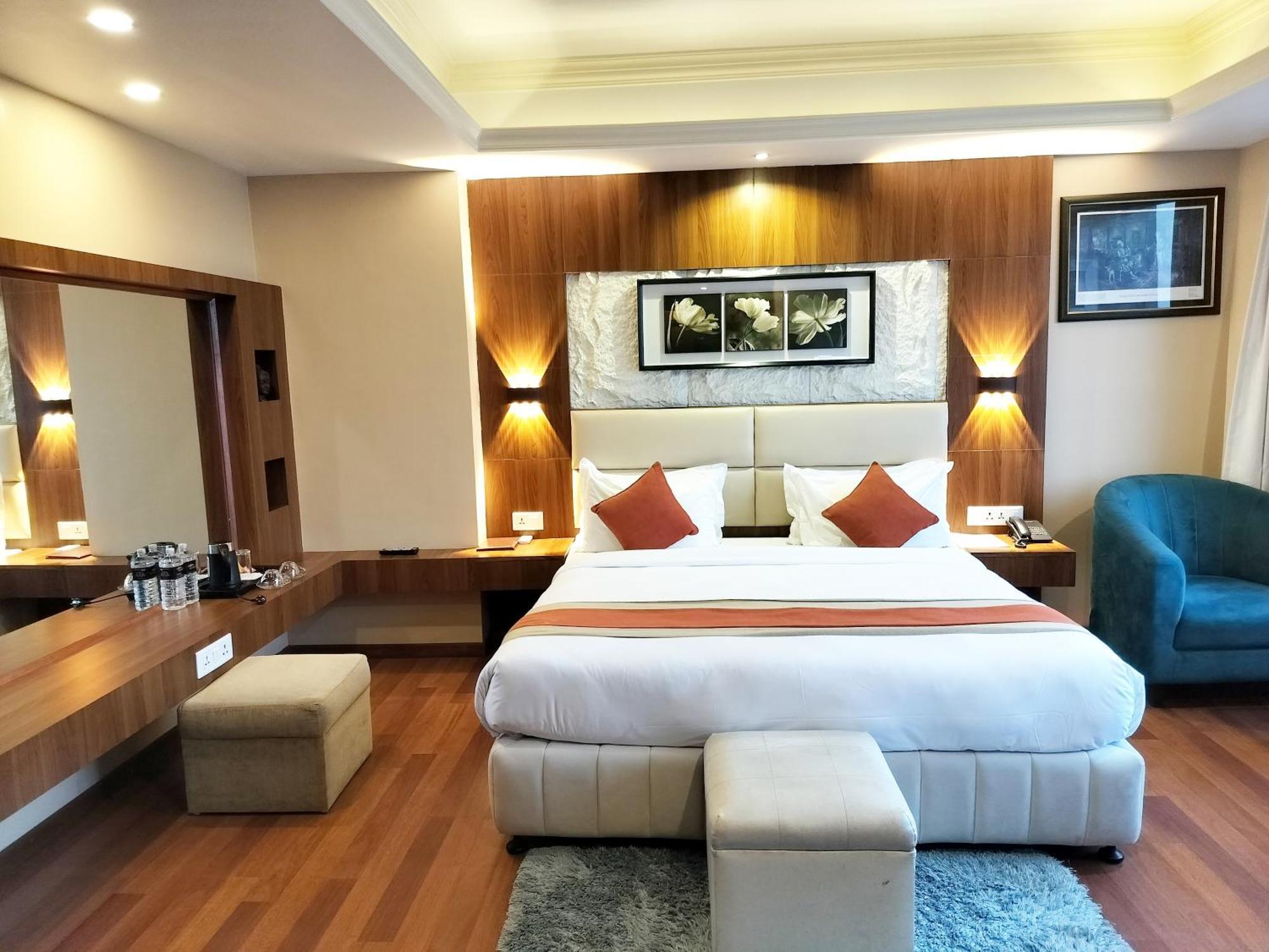 Kumari Boutique Hotel Kathmandu Bagian luar foto