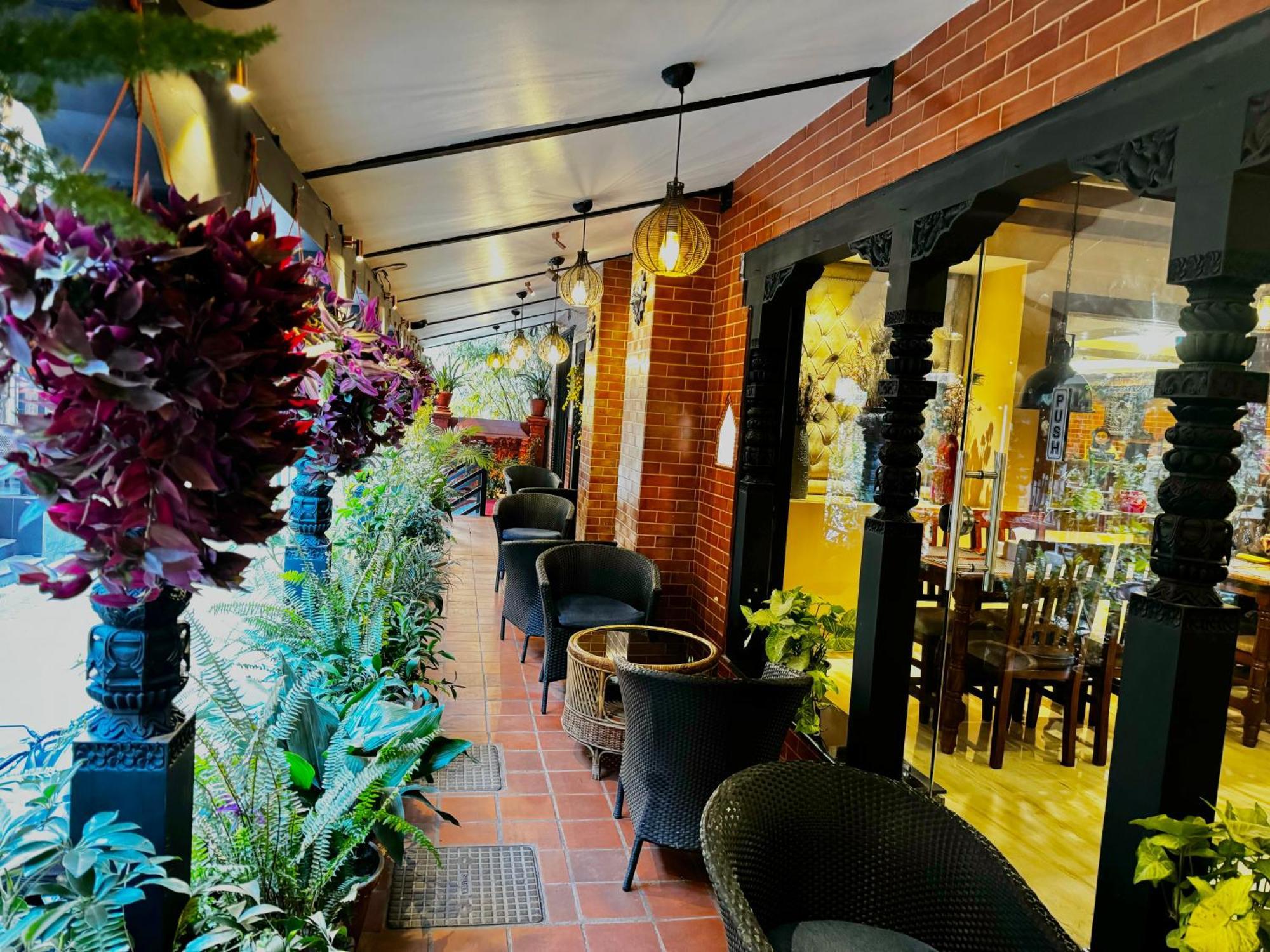 Kumari Boutique Hotel Kathmandu Bagian luar foto