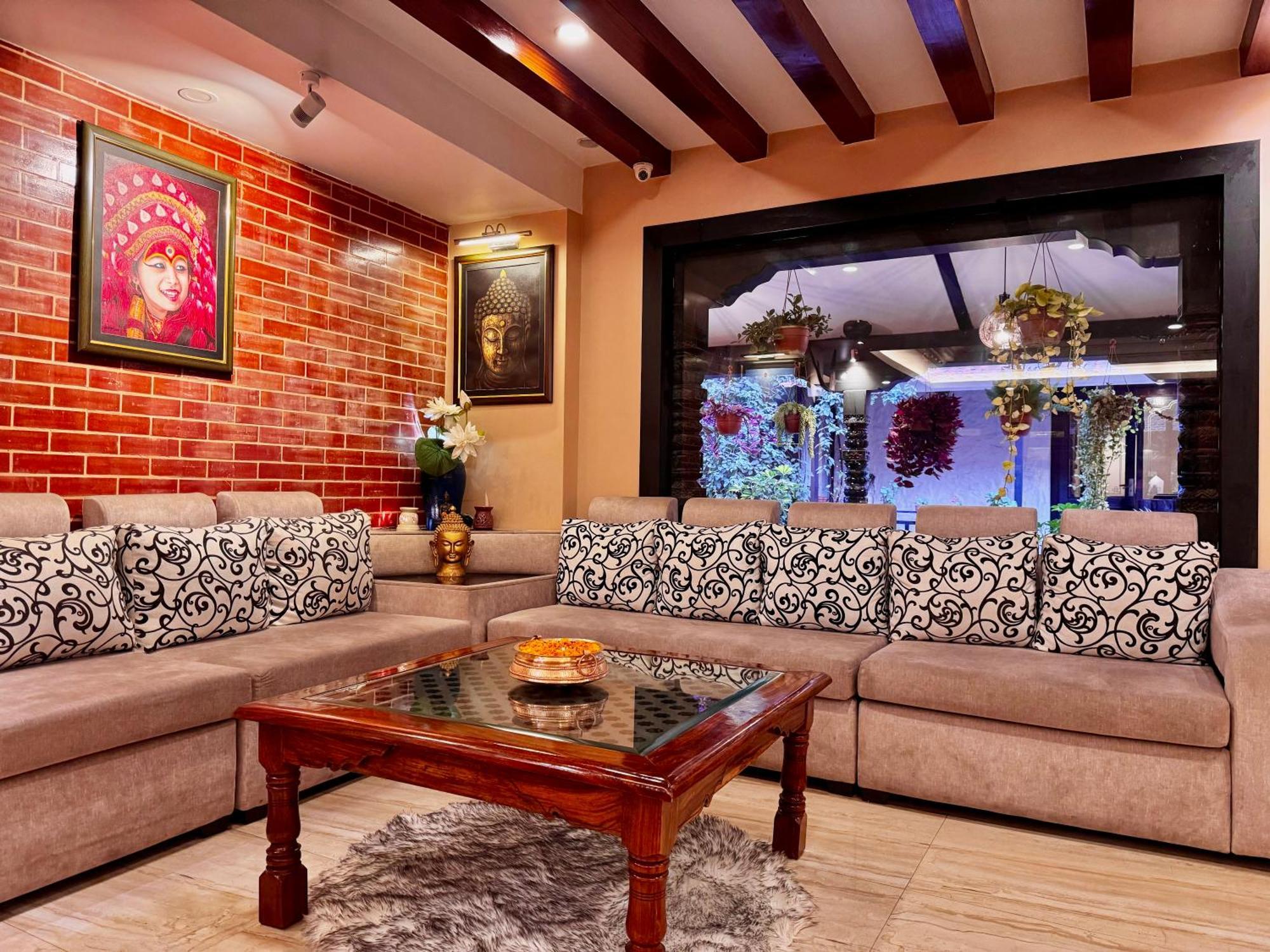 Kumari Boutique Hotel Kathmandu Bagian luar foto