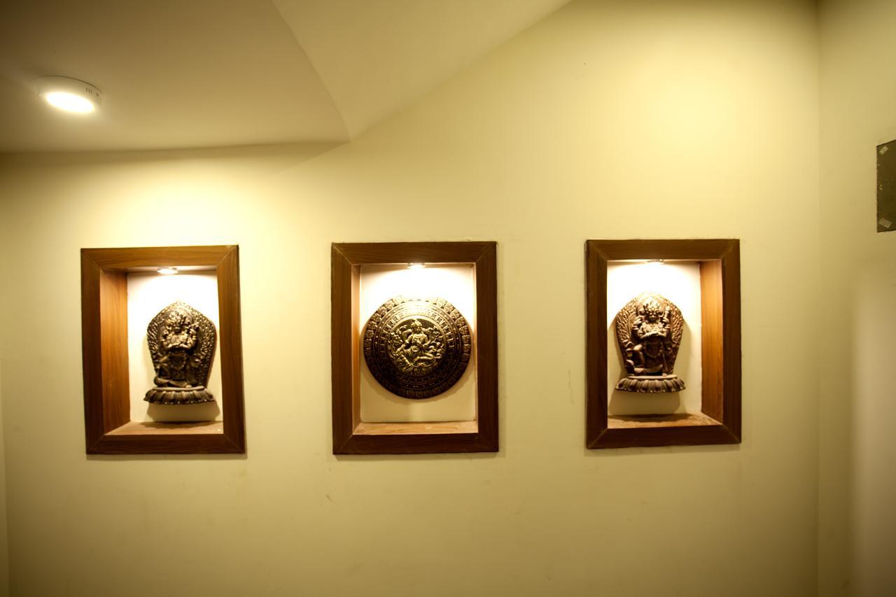 Kumari Boutique Hotel Kathmandu Bagian luar foto